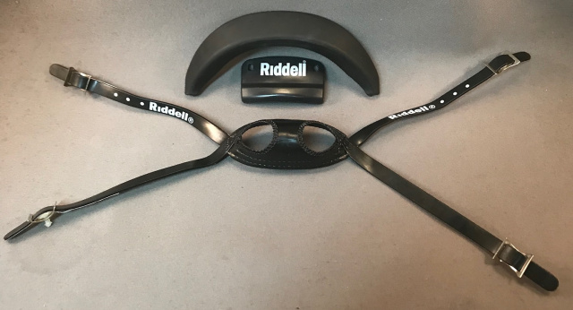 Riddell Speed Black out Kit  (chin strap , front & rear bumper)*